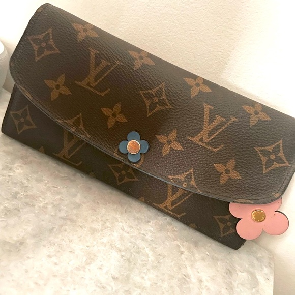 Authentic-Louis Vuitton Monogram Bloom Flower Emilie Wallet Blue Jean - Picture 1 of 16
